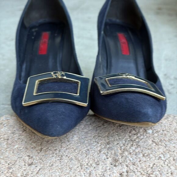Carolina Herrera Blue Suede heels - Picture 5 of 9